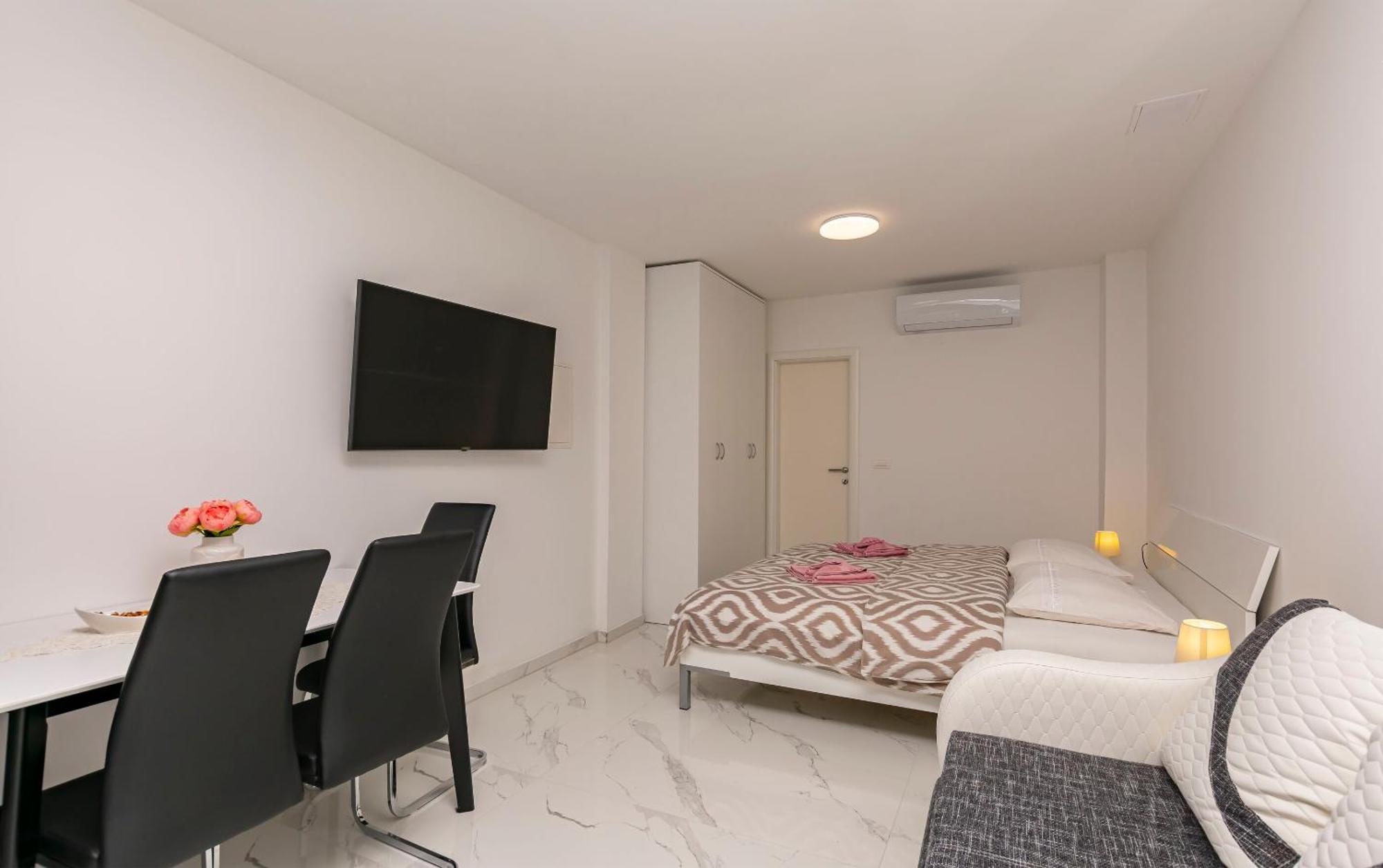 Apartment Ivano Дугі-Рат Екстер'єр фото